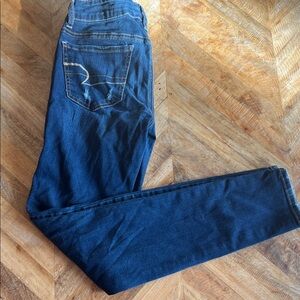 American Eagle Outfitters Dark Blue Skinny super stretch Jeans size 2